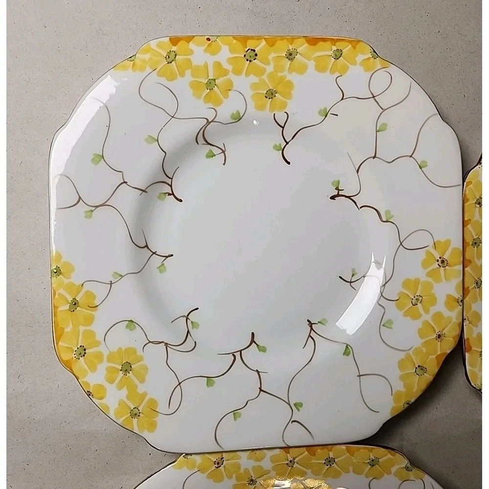 Vintage‎ 4-Pc Royal Grafton Fine Bone China Dessert Plates MCM Exquisite Rare